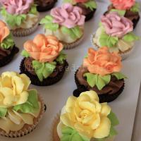 Buttercream Rose Cupcakes