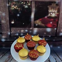 Christmas Bauble Cupcakes