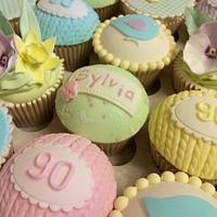 cupcakes for a 90th birthday!!