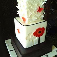 Poppy and Butterflies cake