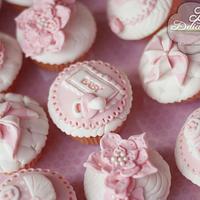 Baby Girl Cupcakes