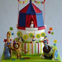 2nd version of Madagascar Circus cake