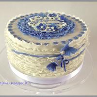 Romantic cake for a little princess