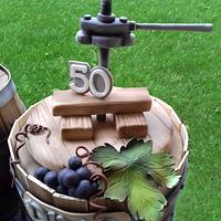 Torchio e botte con vino - Wine barrel