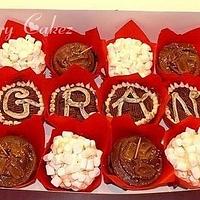 Popcorn and coca-cola cupcakes