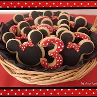 MINNIE MOUSE CUPCAKES - COOKIES - POP UP's