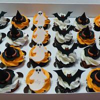 Halloween Mini Cupcakes 