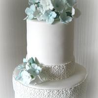 hydrangea & geometric lace cake