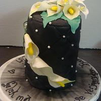 Black and Calla Lilly cake