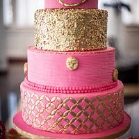 The golden pink by M fuschia & gold wedding cake