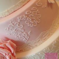 3 tier vintage lace wedding cake !