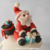 Snow Globe Christmas Cake