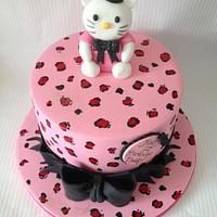 Hello Kitty leopard print cake