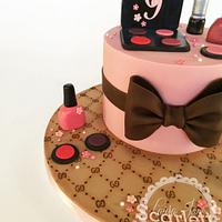 Gucci Make-up Cake