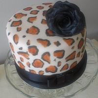 Leopard print cake