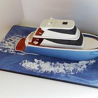 Yacht cruiser boat cake