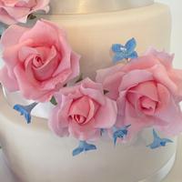 The heaven rose cake