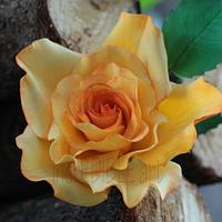 Delicate Garden Rose made of Flowerpaste