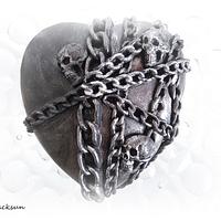 Metal heart