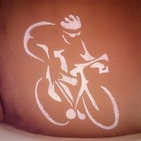 hand painted bike cake