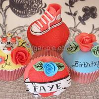 Tattoo Candy skull & Converse cupcakes