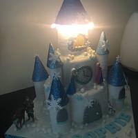 Frozen castle cake 