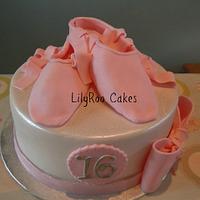 Ballet shoe sweet 16 cake