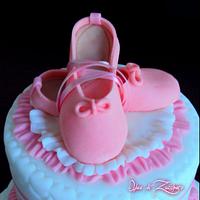 ballerina shoes cake
