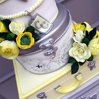 SUITCASES WEDDING CAKE