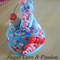 a mini romantic cake