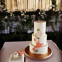 Wedding Cake Classic Style with Flowers