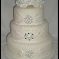 Ribbon and Brooch Wedding Cake