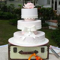 Vintage themed wedding cake
