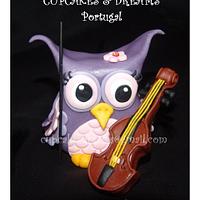THE LITTLE OWL VIOLINIST