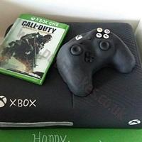 Xbox One cake, controller and game