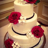 Red rose wedding cake