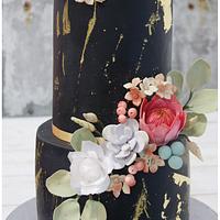 Black & Gold Wedding Cake