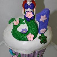 Giant Cupcake Birhtday Smash Cakes
