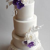 Wedding cake white and purple