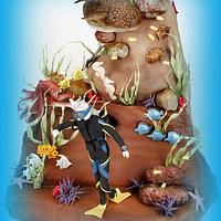 Diver and whale shark cake