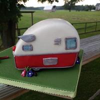 Vintage camper cake 