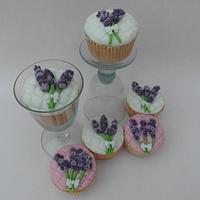 Lavender cupecakes