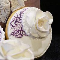 White lace cookies 