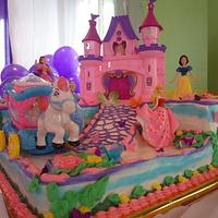 A Massive Castle Cake!