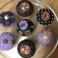 Vintage Purple Cupcakes