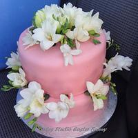 Freesia Wedding cake 