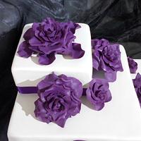 purple rose wedding cake