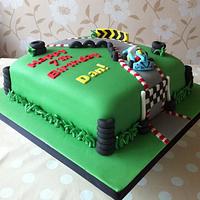 Racetrack cake