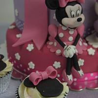 Minnie and Daisy cake