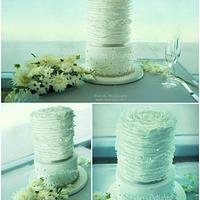 Bubbles and Ruffles Wedding Cake